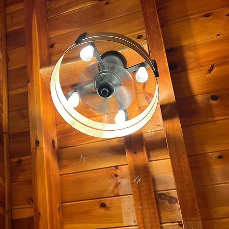 Yogi'S Den: Breathtaking Views! 3 Min To Dollywood, On 1 Acre! Villa Sevierville Luaran gambar